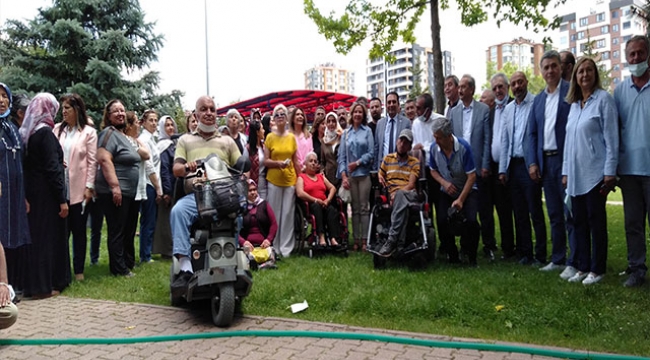 İYİ Parti Kocasinan dan ''engellileri buluşturan kahvaltı''