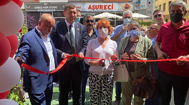 Tuna Çorbacısı Hizmete Açıldı Açılışa Pınarbaşı Belediye Başkanı Menduh Uzunluoğlu'da Katıldı