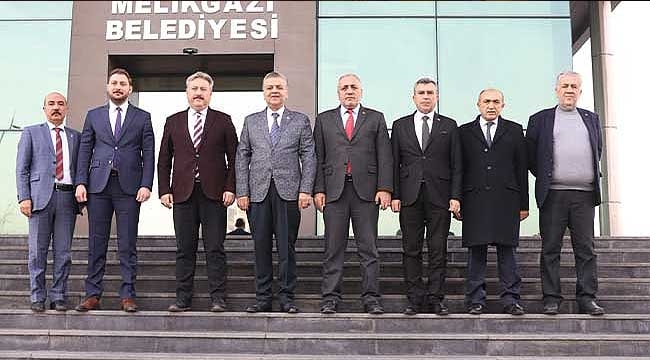 MHP'li Yöneticilerden Başkan Palancıoğlu'na Ziyaret