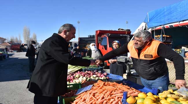 Tomarza Belediye Başkanı'ndan pazar ziyareti
