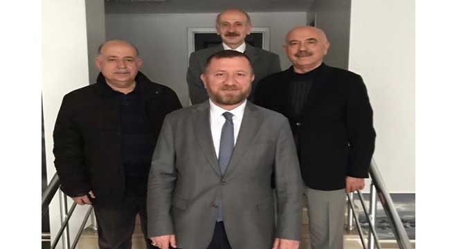 Yozgatlılar Derneği Onursal Başkanı Ve Kurucu Başkanı'ndan Başkan Çağan'a Tebrik Ziyareti