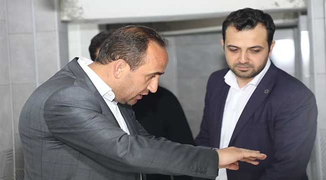 Başkan İlmek Merzifonlu Kara Mustafapaşa Camii'nde Yapılan Çalışmaları İnceledi