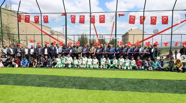 Şehit Mustafa Aydın Yatılı Bölge Okulu Halı Sahası Törenle Açıldı
