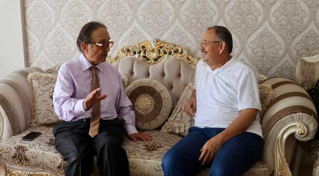 Başkan Özhaseki, Hayırsever İş Adamı Mehmet Altun ile Görüştü