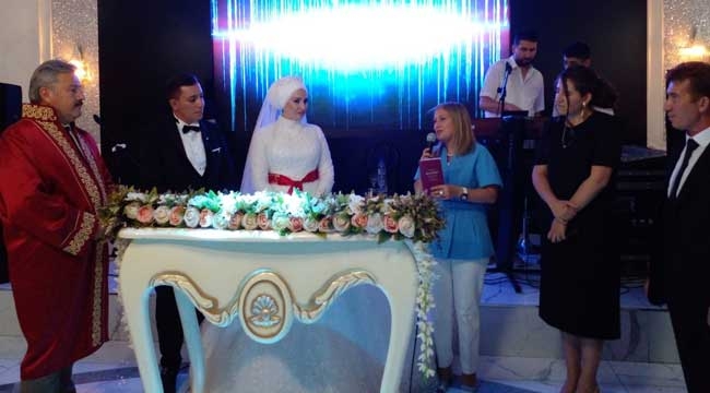Başkan Timuçin, Sena-Cemal Çiftinin Düğüne Katıldı