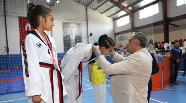 Şehit Ali Taşöz Anısına Düzenlenen Minikler Taekwando Şampiyonası Tamamlandı