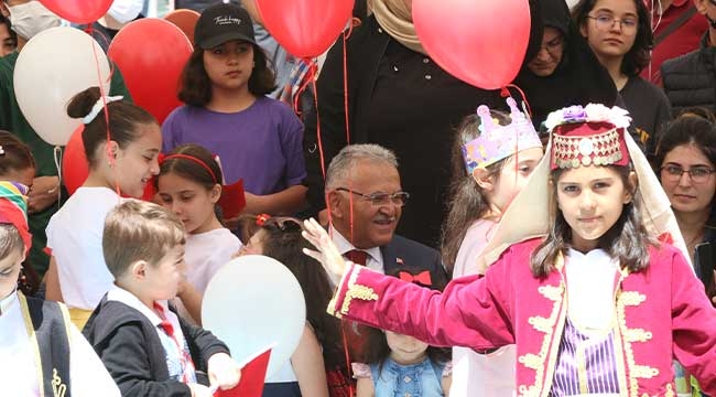 Başkan Büyükkılıç: "Kayseri, Büyükşehir İle 'Festivaller Şehri' Oluyor"