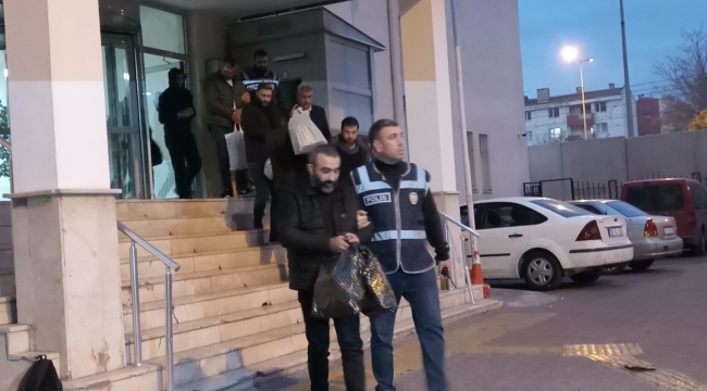 Kayseri'de aranan 6'sı firari hükümlü 17 kişi yakalandı
