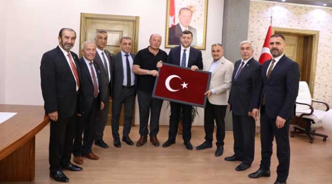 MHP Kayseri Milletvekili Adaylarından Başkan Cabbar'a Ziyaret