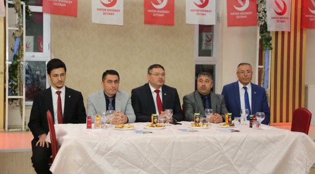 Yeniden Refah Partisi Milletvekili Adaylarından Miting Havasında Salon Toplantısı