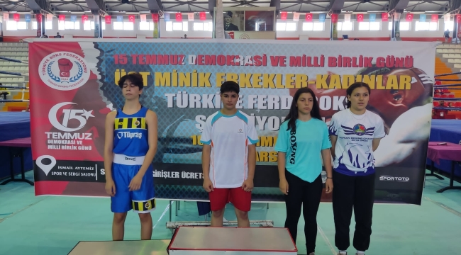 KOCASİNAN'IN Boks Sporcusu Ayla Fırat Türkiye Şampiyonu Oldu.