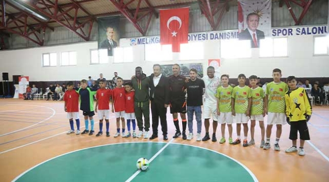 Spor Şehri Kayseri'de : Futsal Turnuvası