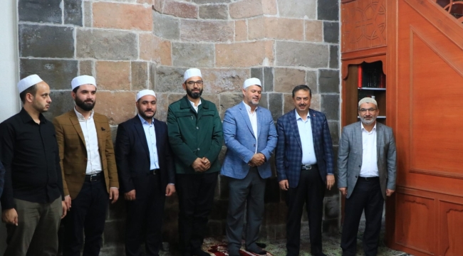 Yeşilhisar'da  Kur'an-ı Kerim Ziyafeti" programı düzenlendi