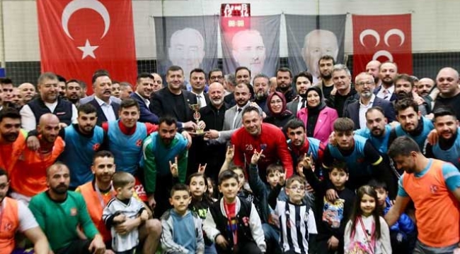Başkan Çolakbayrakdar, 'Bölgeler Arası Futbol Turnuvası'nın Final Maçını İzledi