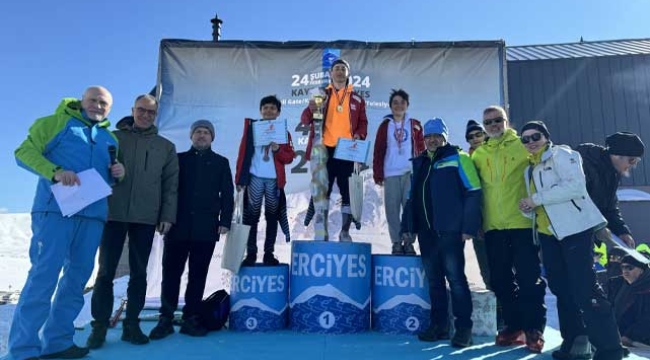 Erciyes'te Heyecan Dolu Diplomatik Kayak ve Snowboard Yarışı