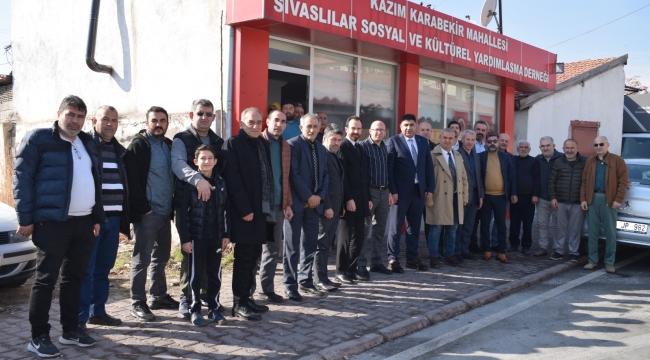 Kadir Türkmen Sivaslılar Derneği'nde projelerini anlattı