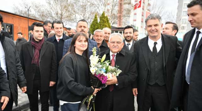 Başkan Büyükkılıç'tan Spor Şehrine Yakışır Kayseri'de Amatör Spora Bir Destek Daha