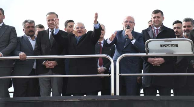 Başkan Büyükkılıç'tan Tomarza'da "Çifte Bayram" Vurgusu