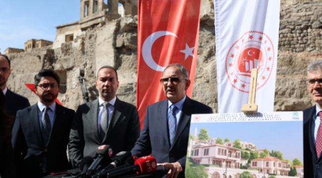 Çevre, Şehircilik Ve İklim Değişikliği Bakanı Mehmet Özhaseki: "Kale Projesi Niğde'yi Geleceğe Taşıyacak"