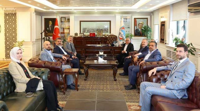 Başkan Büyükkılıç ve AK Parti İl Başkanı Üzüm'den Palancıoğlu'na Hayırlı Olsun Ziyareti