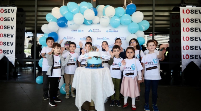LÖSEV'li çocuklar yeni yaşlarını DigiZoo'da kutladı