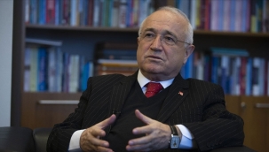 TBMM eski Başkanı Çiçek: Anayasayı değiştirmek, Erciyes dağını taşımaktan zordur